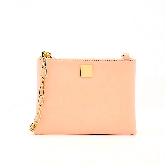 ๐2/$30 LE CHATEAU Crossbody Bag Faux leather - Picture 3 of 6